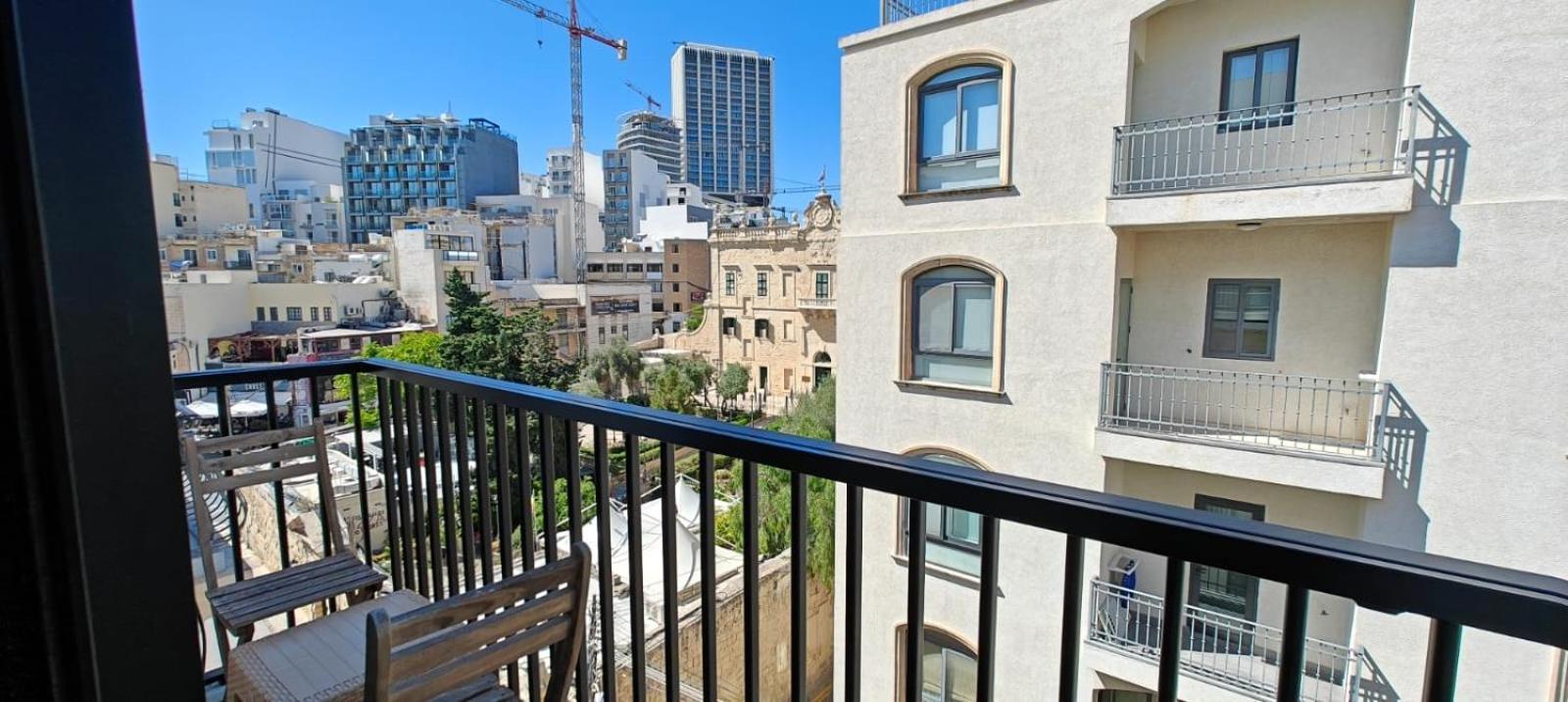 Апартаменты Luxury Garden View At Spinola Bay St Julians Сент Джулианс Экстерьер фото